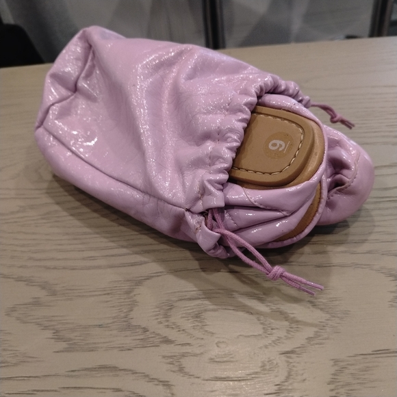 🩰GAP Pack & Fold Ballet Flats - Picture 8 of 9